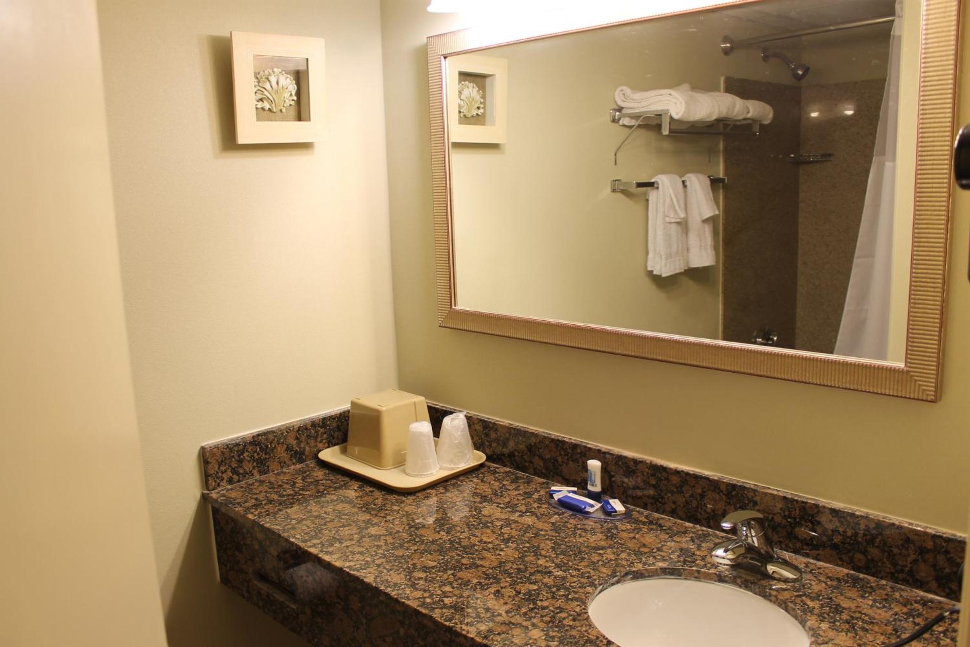 Cape Shore Inn South Yarmouth Esterno foto